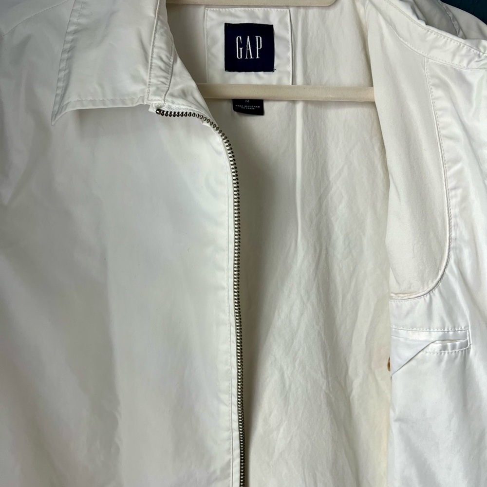 GAP Lightweight Ivory Zip-Up Jacket - image 2